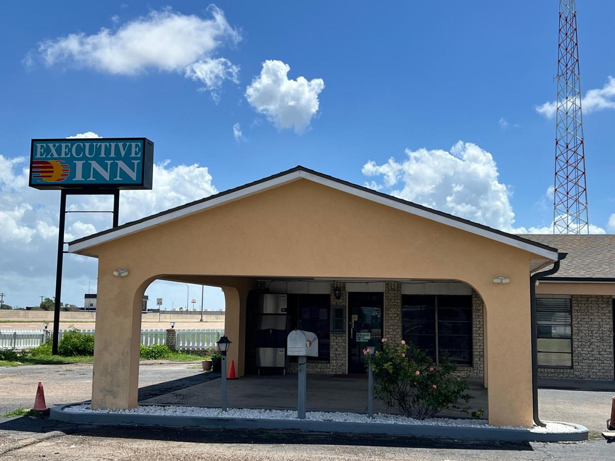 Executive Inn Robstown Exterior photo