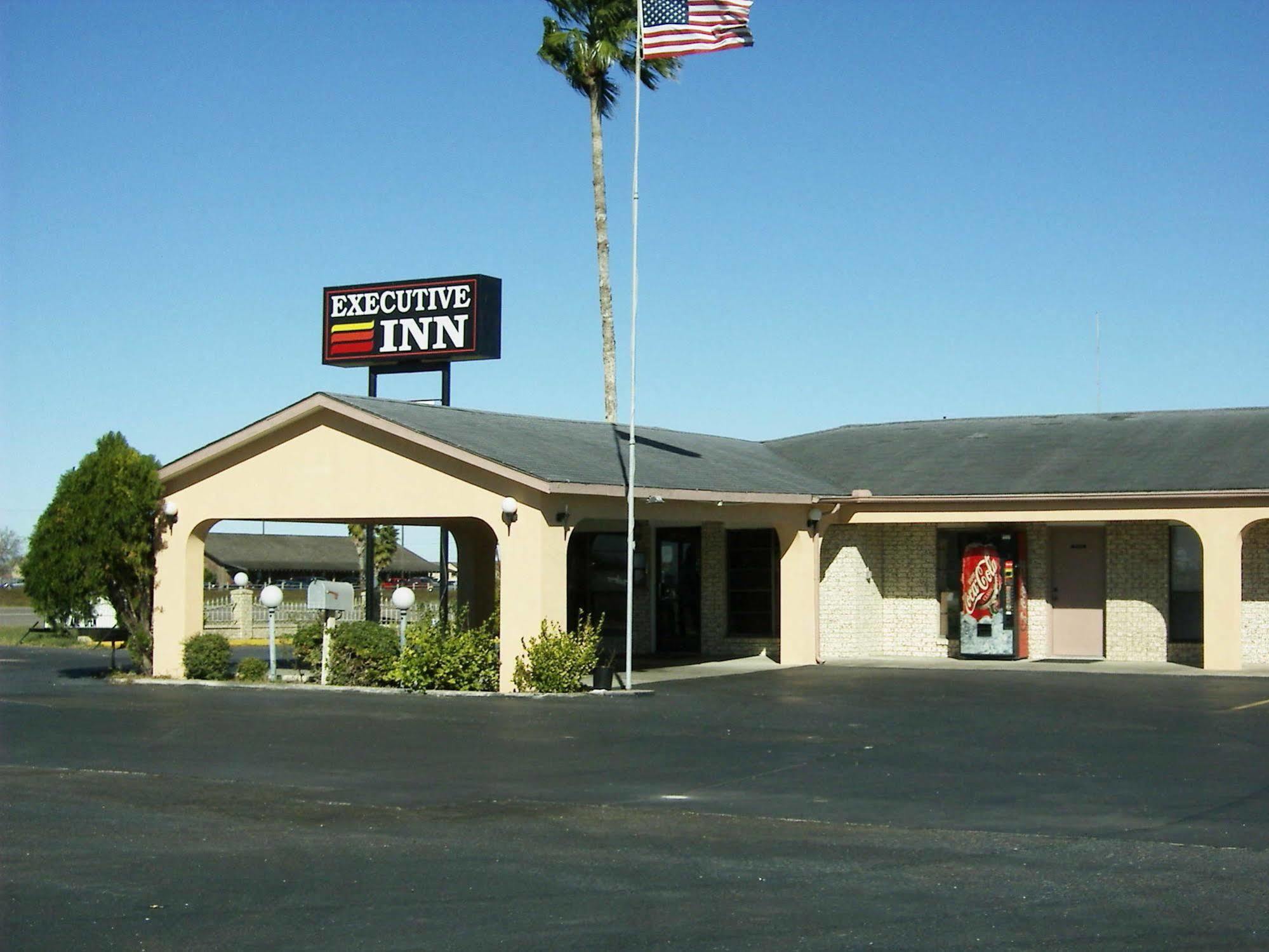 Executive Inn Robstown Exterior photo